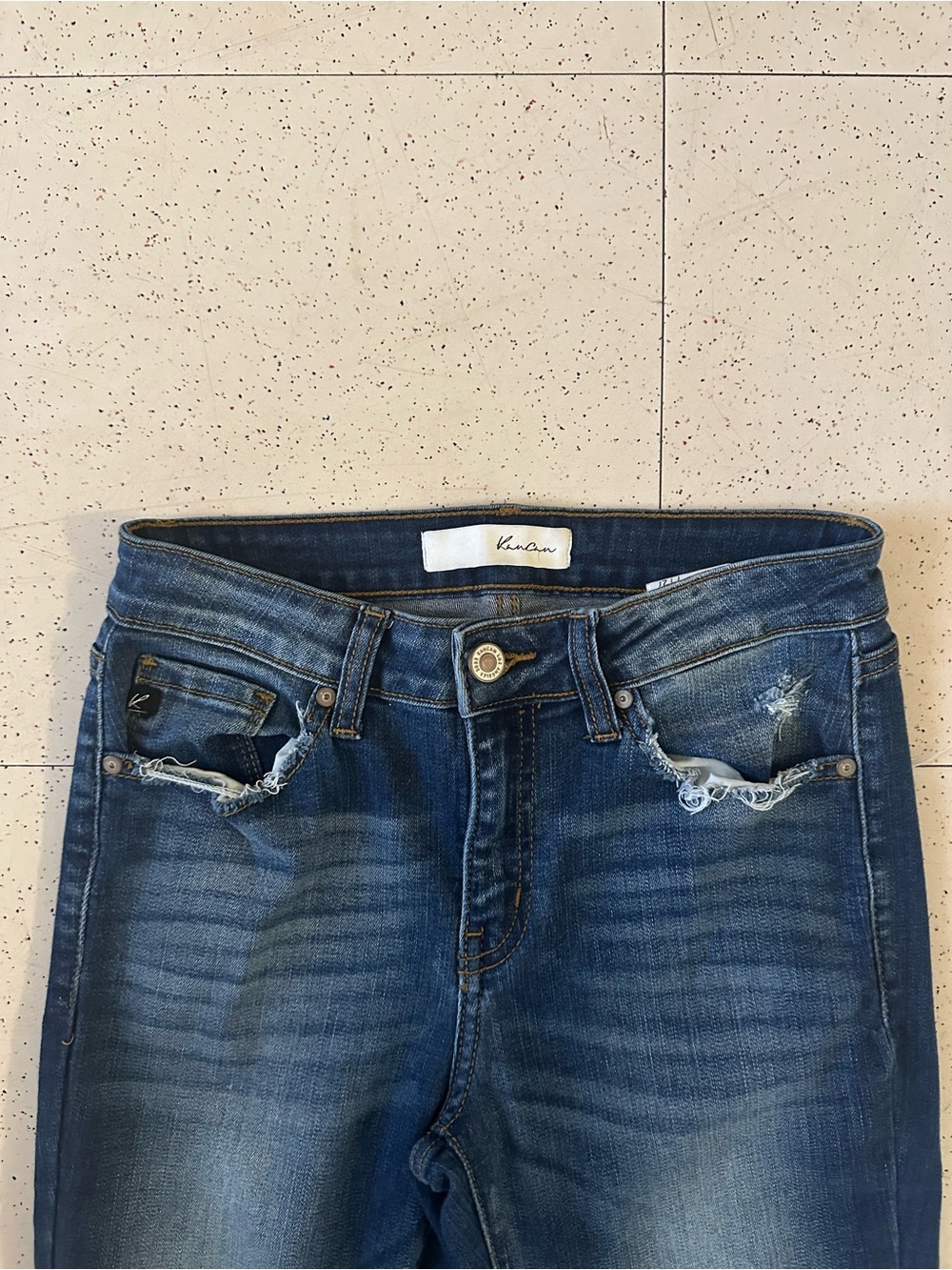 Kancan Distressed Skinny Jeans Size 7/27 Dark Wash Raw Hem